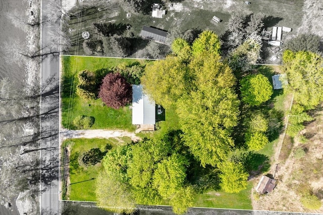 2099 W Shore Rd, Alburgh, VT 05440 - aerial view of property and surrounding area with property parcel outlined
