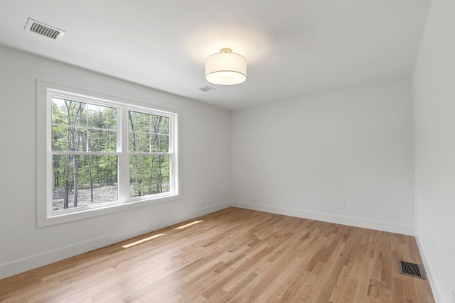 286 S Rd, Brentwood, NH 03833 - unfurnished room featuring light wood-style floors