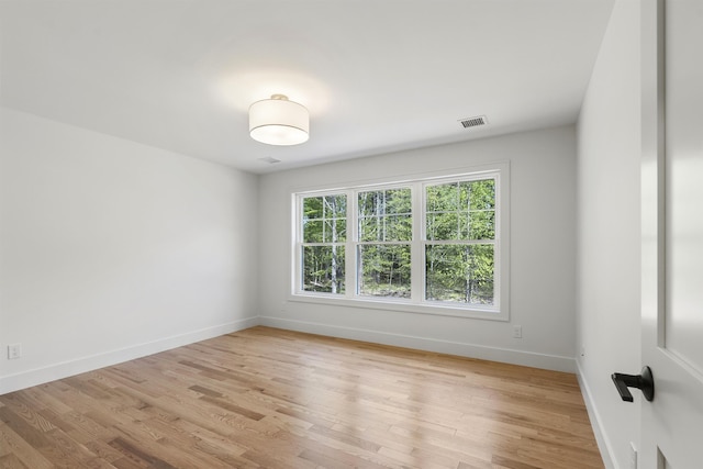 286 S Rd, Brentwood, NH 03833 - spare room with light wood finished floors and baseboards