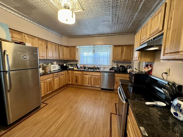 224 Broad St, Claremont, NH 03743
