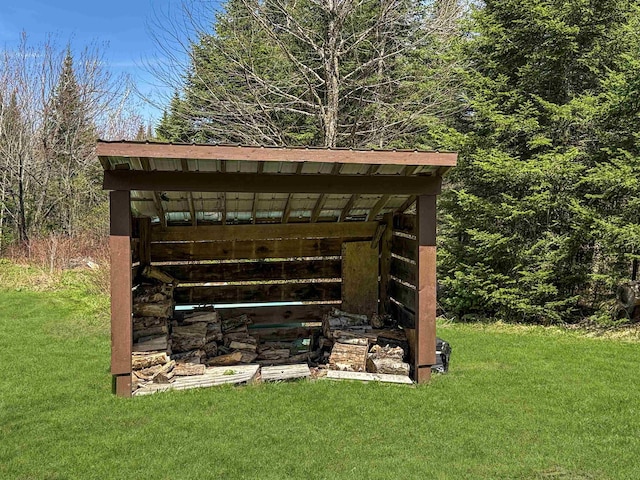 view of outbuilding featuring an outbuilding