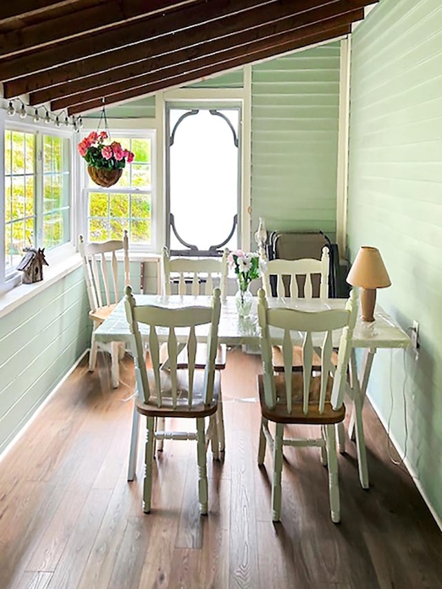 121 Platt Rd, Highgate, VT 05459 - sunroom with vaulted ceiling