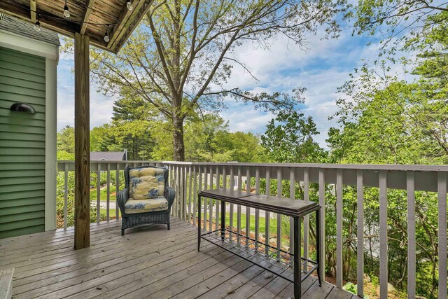 204 Chase Way, Manchester, NH 03104 - view of wooden terrace