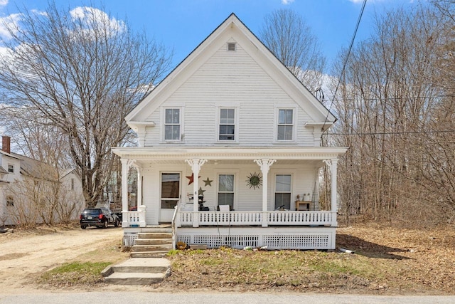 6 Winter St, Plymouth, NH 03264 - view of front of property with a porch