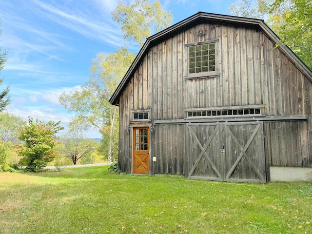 133 Ben Dexter Rd, Topsham, VT 05076 - view of barn with a yard