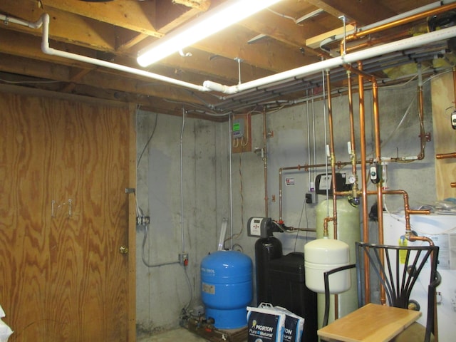 42 Chickadee Ln, Littleton, NH 03561 - view of utility room