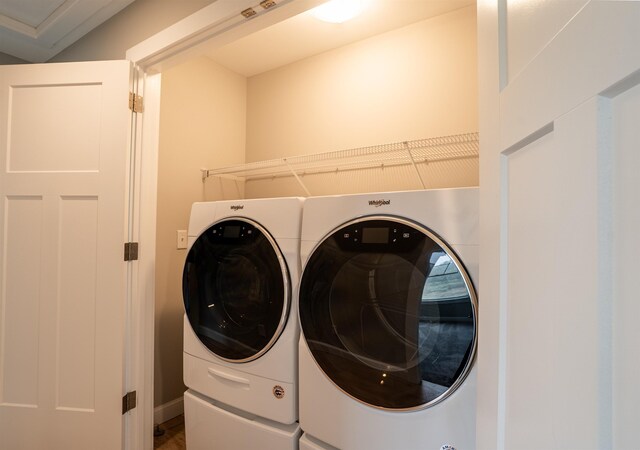 21 Lovering Rd, North Hampton, NH 03862 - laundry room featuring washer and clothes dryer
