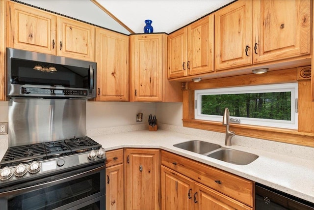 8 Bowman Ct, Merrimack, NH 03054 - kitchen with a sink, appliances with stainless steel finishes, and light countertops