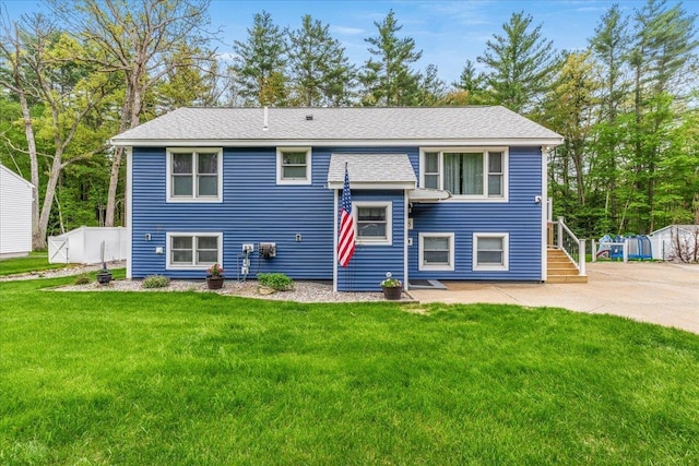 8 Bowman Ct, Merrimack, NH 03054 - view of front of property with a patio