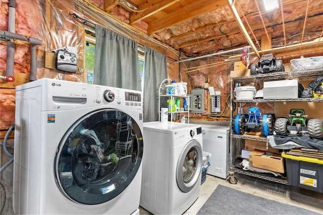8 Bowman Ct, Merrimack, NH 03054 - laundry area with independent washer and dryer