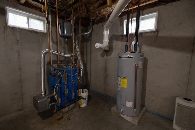 334 Silver Pine Ln, Tamworth, NH 03886 - utilities featuring electric water heater
