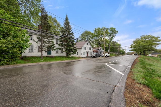 84 N Main St, Bristol, NH 03222