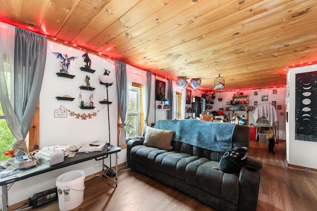 84 N Main St, Bristol, NH 03222