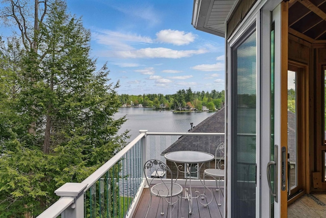 25 N Shore Rd, Windham, NH 03087 - balcony with a water view