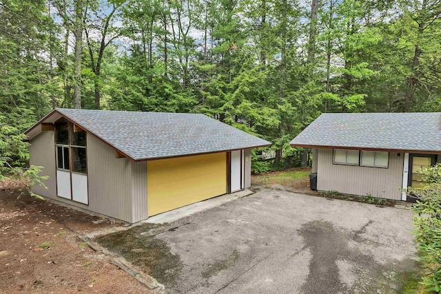 25 Wendover Way, Bedford, NH 03110 - view of detached garage