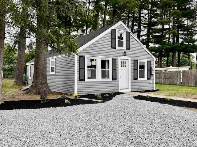 3 Lyndale Ave, Salem, NH 03079 - view of bungalow-style house