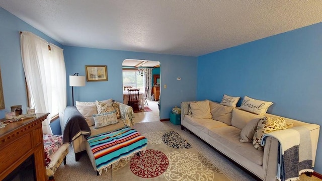 1862 Hooksett Rd, Hooksett, NH 03106 - living area with a textured ceiling