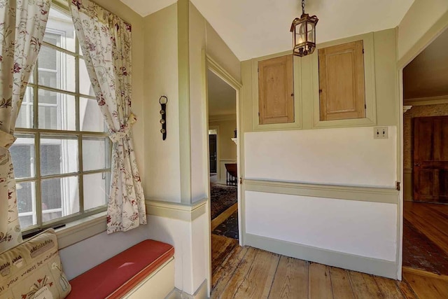 520 Washington Rd, Rye, NH 03870 - corridor featuring light wood-style floors