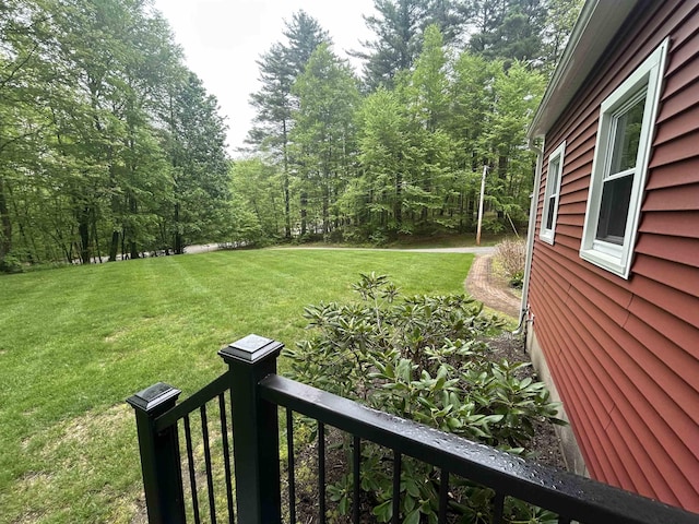 7 Juniper Ridge Rd, Exeter, NH 03833 - view of green lawn