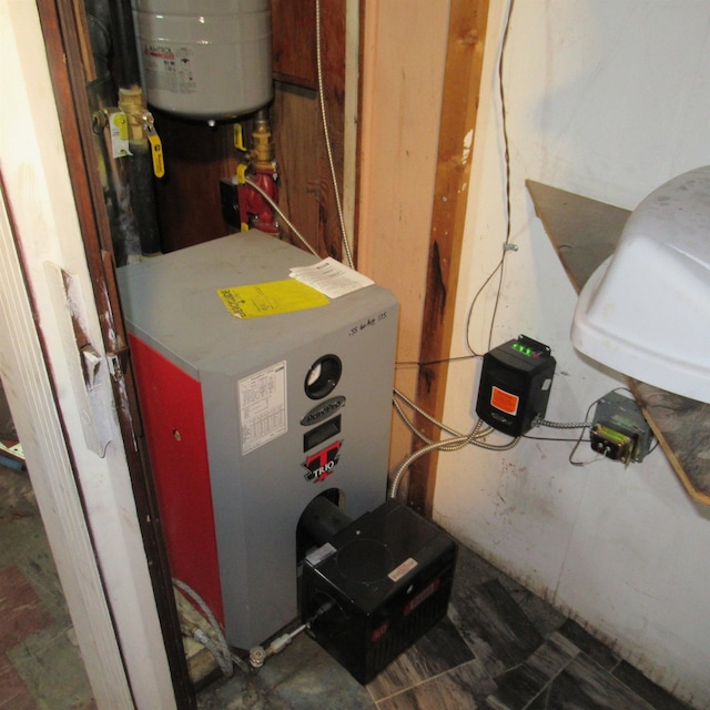 70 Forest Park Dr, Nashua, NH 03060 - utilities featuring a heating unit
