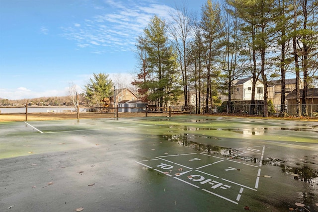 21 Regis Rd, Laconia, NH 03246 - view of home's community