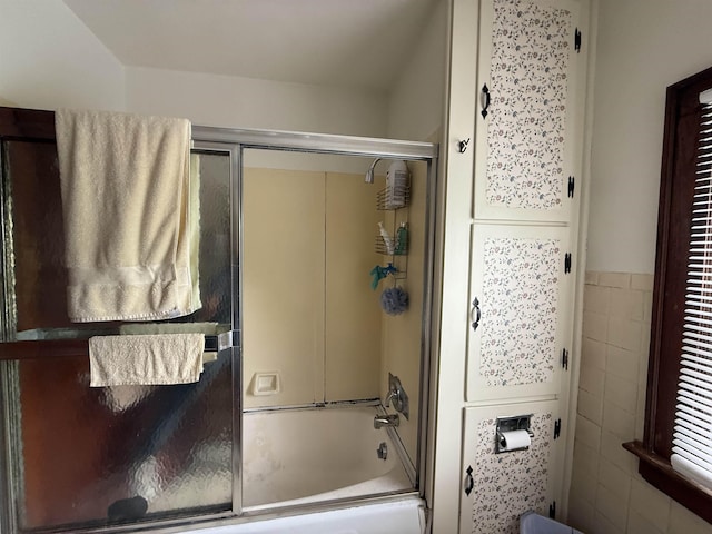 119 N Main St, Rutland City, VT 05701 - bathroom with enclosed tub / shower combo and tile walls