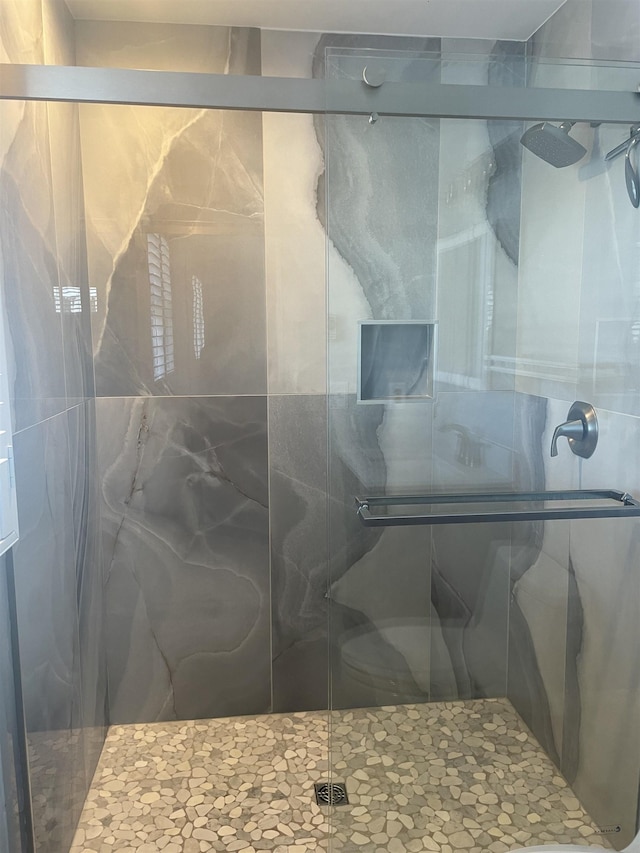 185 Kings Hwy, Hampton, NH 03842 - full bath with a marble finish shower