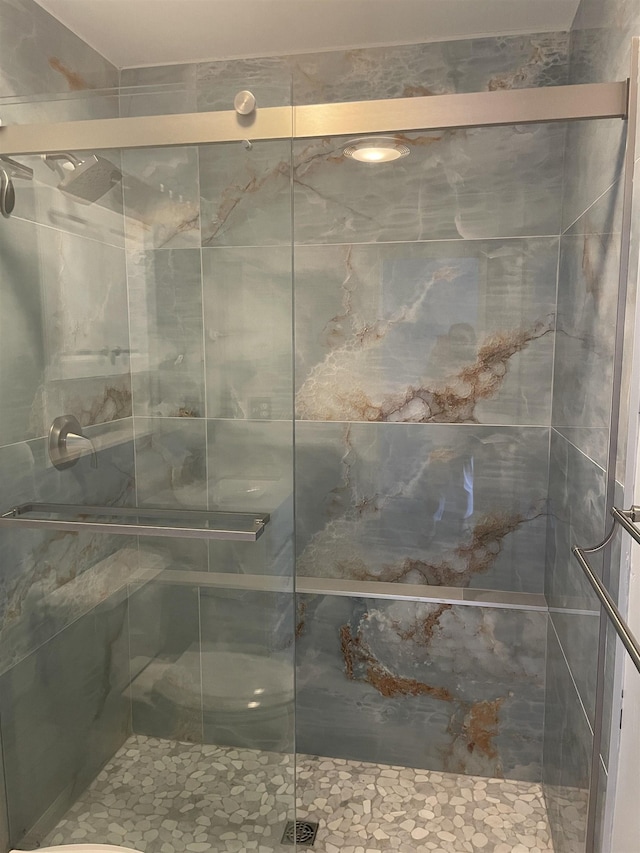 185 Kings Hwy, Hampton, NH 03842 - bathroom featuring a stall shower