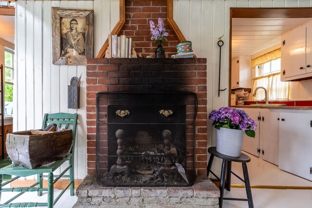 26 Don Gerry Rd, Bristol, NH 03222 - living room with a brick fireplace