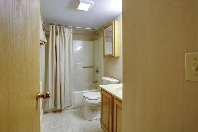 782 E Mountain Rd Unit C2, Killington, VT 05751 - bathroom with shower / bathtub combination with curtain, toilet, vanity, and tile patterned flooring