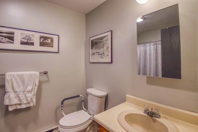 78 Saco Pines Rd Unit 9, Conway, NH 03813 - full bath featuring vanity and toilet