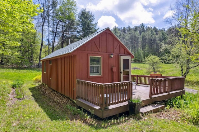 1176 Cross Rd, Strafford, VT 05070 - view of outdoor structure featuring a view of trees