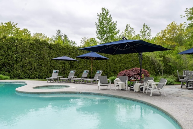 34 Orchard Hill Rd, Greenland, NH 03840 - swimming pool with a patio and an in-ground hot tub