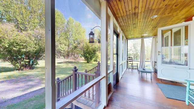 825 S End Rd, North Hero, VT 05457 - view of unfurnished sunroom