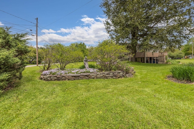 18 Riverdale Ave, Dover, NH 03820 - view of grassy yard featuring a wooden deck
