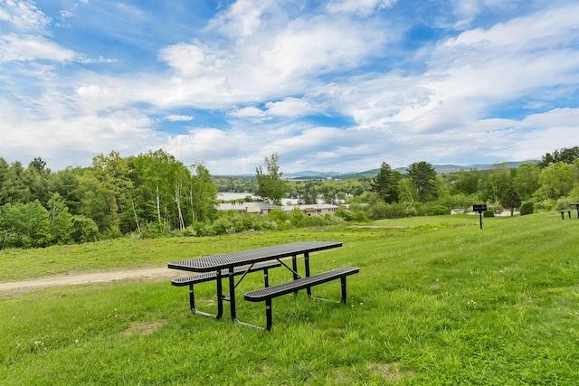 375 Endicott N St Unit 103, Laconia, NH 03246 - surrounding community with a mountain view
