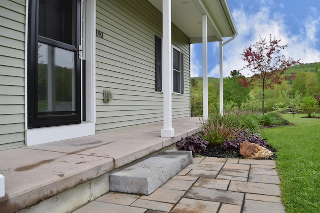 190 Ryans Way, Fletcher, VT 05448 - view of side of home with a porch and a yard