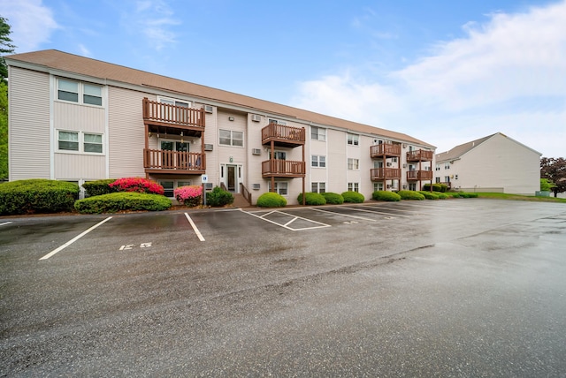 205 Circle Rd Unit 2, Manchester, NH 03103 - view of property with uncovered parking
