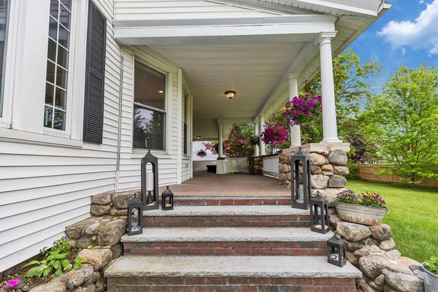 120 S Mast St, Goffstown, NH 03045 - view of covered porch