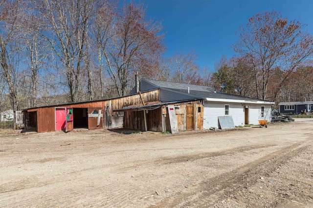 383 Greenhill Rd, Barrington, NH 03825 - view of outdoor structure featuring driveway