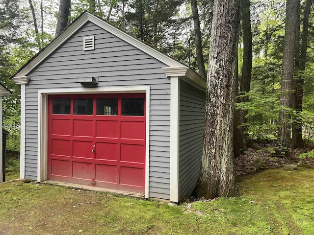 87 Chase Point Rd, Tuftonboro, NH 03853 - view of detached garage