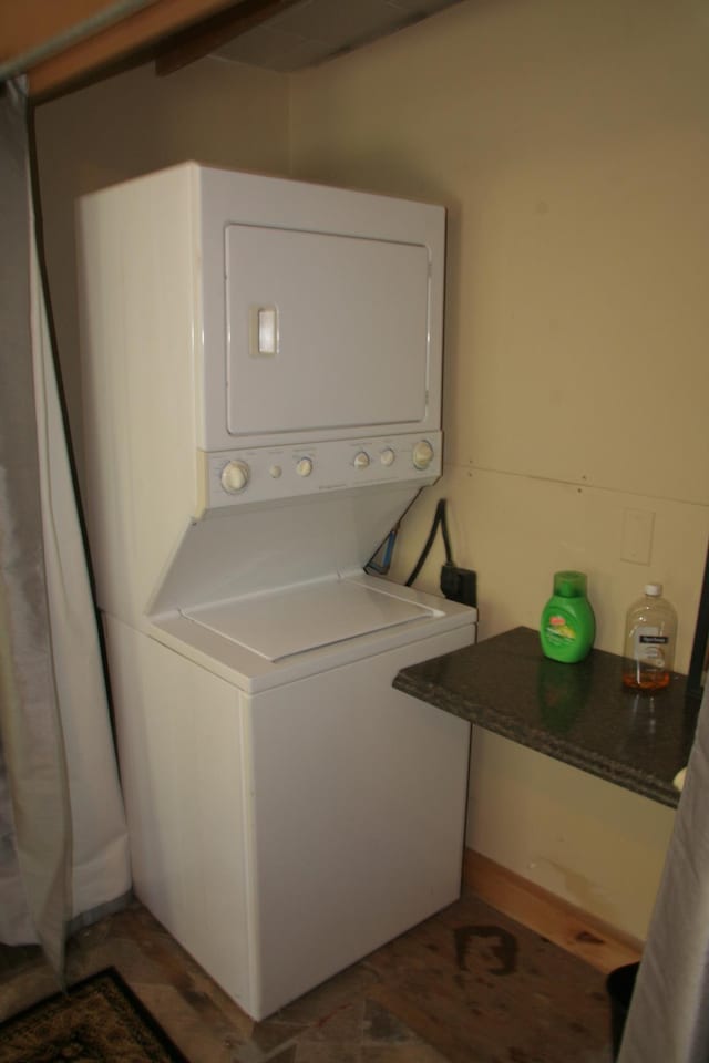 1083 Back Center Rd, Lyndon, VT 05851 - washroom with stacked washer / drying machine