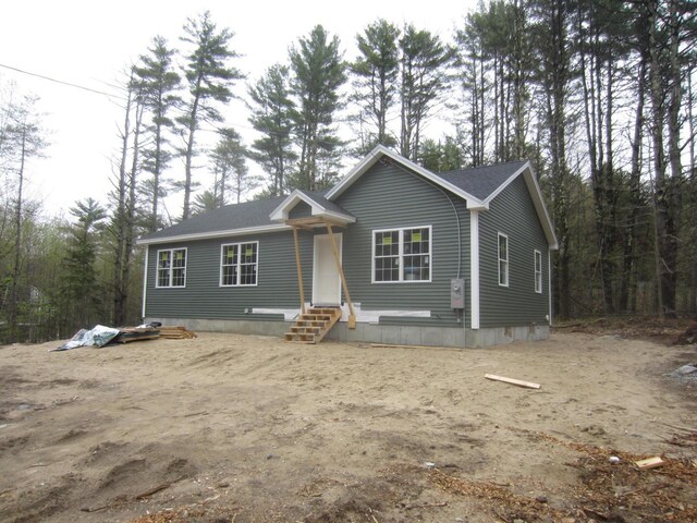 102 Thomas Dr, Wakefield, NH 03872 - view of front of house