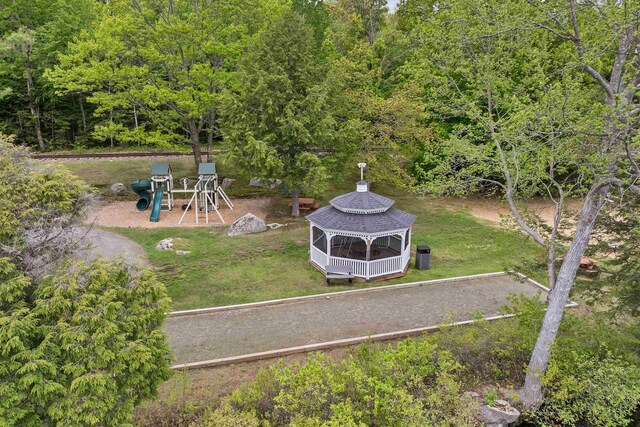 22 Race Point Rd, Laconia, NH 03246