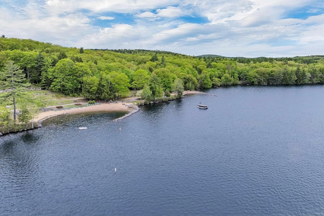22 Race Point Rd, Laconia, NH 03246