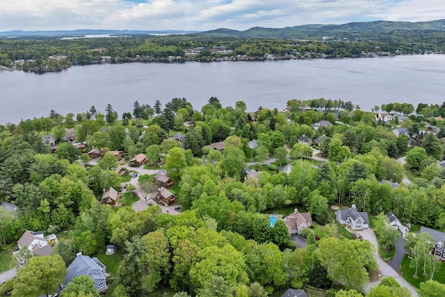 22 Race Point Rd, Laconia, NH 03246