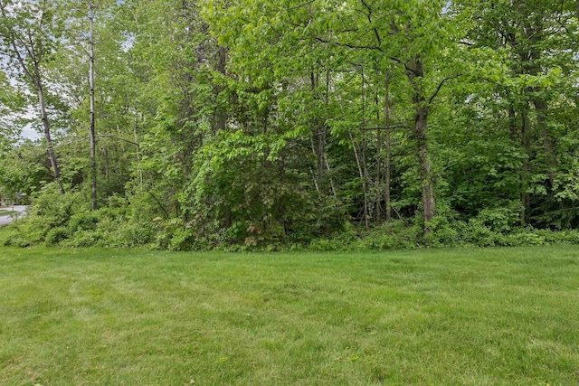 22 Race Point Rd, Laconia, NH 03246