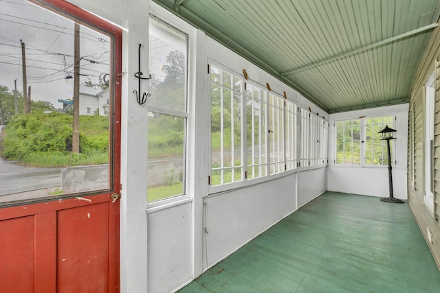 31 Prospect St, Franklin, NH 03235 - unfurnished sunroom featuring lofted ceiling