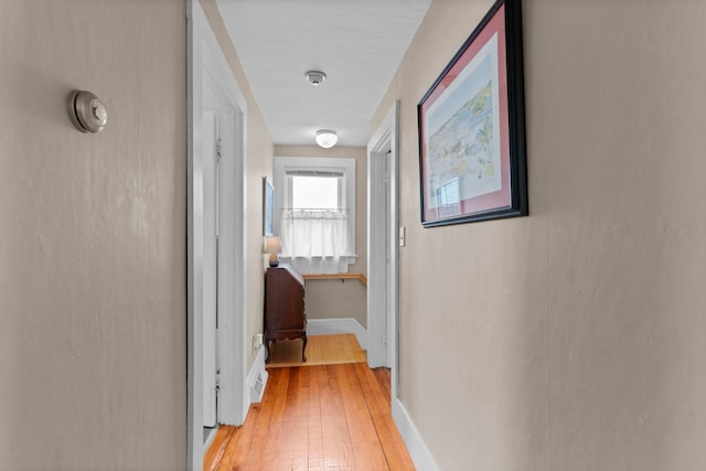 745 Ocean Blvd, Hampton, NH 03842 - hall featuring light wood-type flooring and baseboards