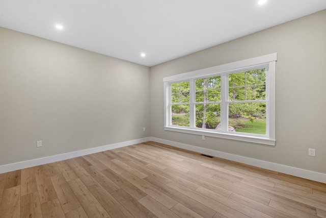 280 Sterling Dr, Laconia, NH 03246 - unfurnished room featuring baseboards, light wood-type flooring, and recessed lighting